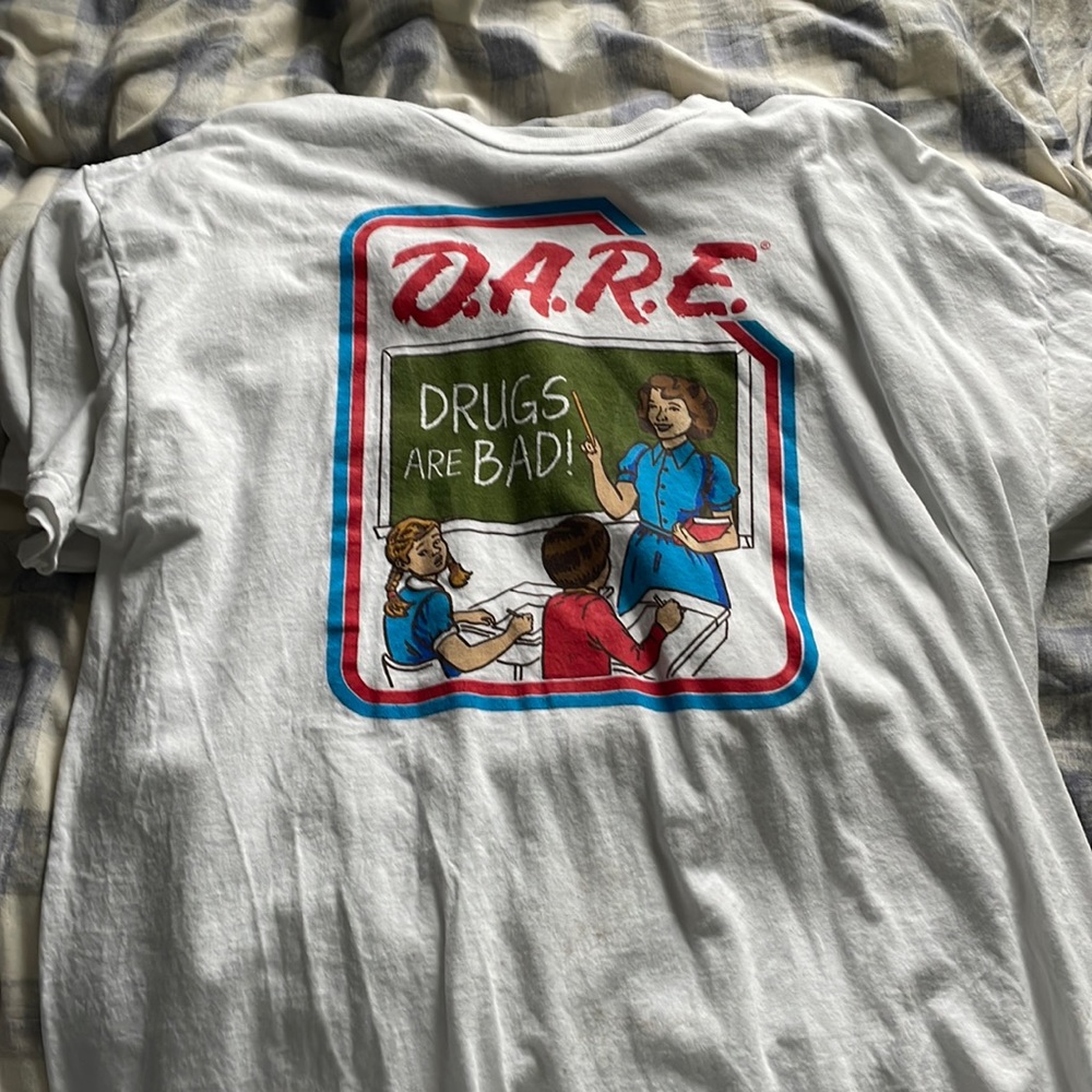 DARE tee